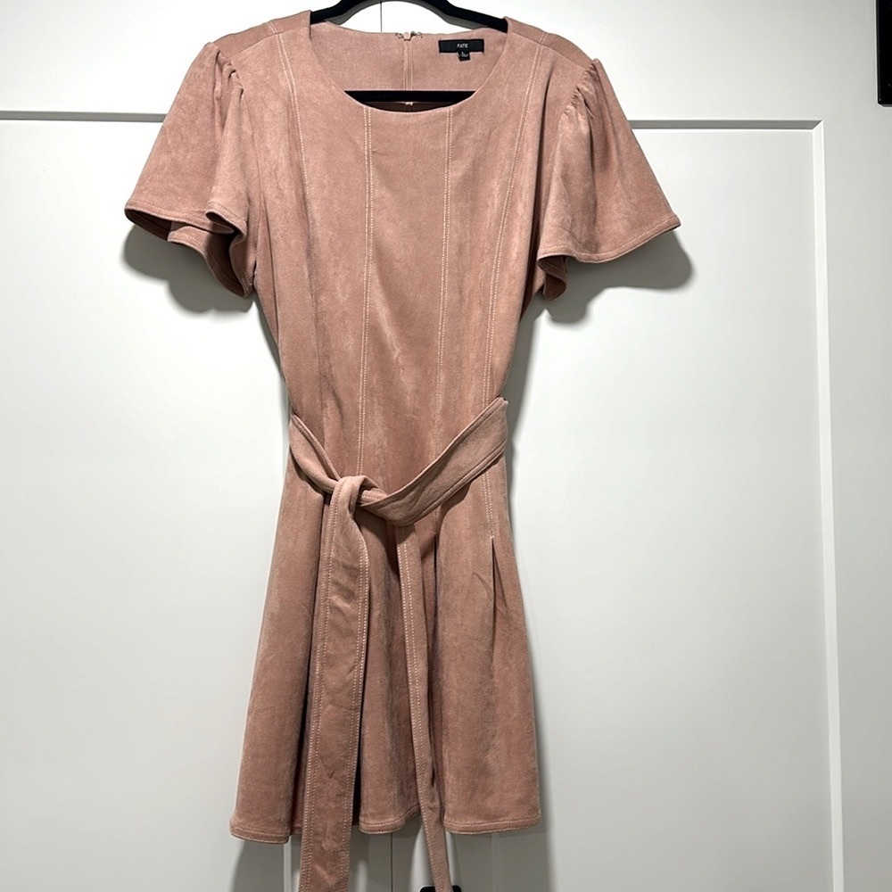 Chic Mauve Mini Dress with Belt